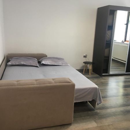Garso1 4You Appartement Piteşti Buitenkant foto